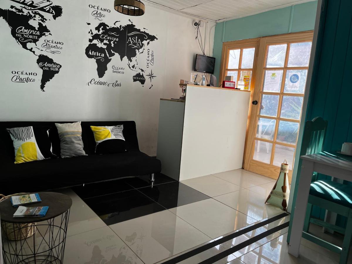Hostal Avenue ลาเซเรนา ภายนอก รูปภาพ