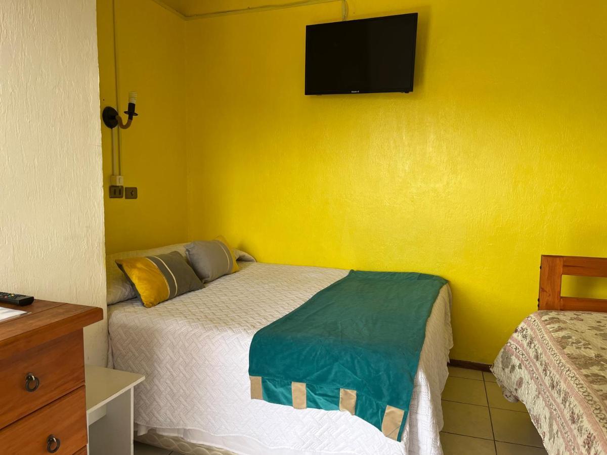 Hostal Avenue ลาเซเรนา ภายนอก รูปภาพ